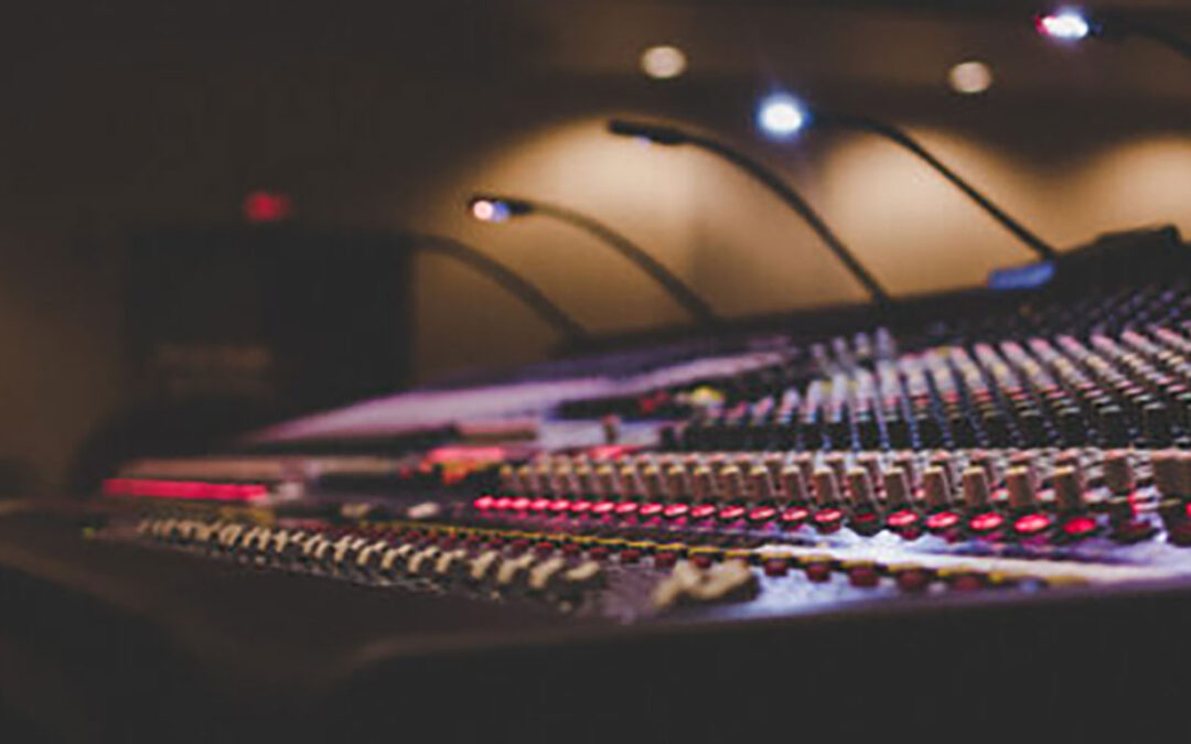 Behear York: Versatile Recording Studio for Artists & Creators